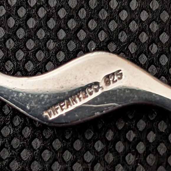 Tiffany and Co sterling silver wave pin - Picture 5 of 6